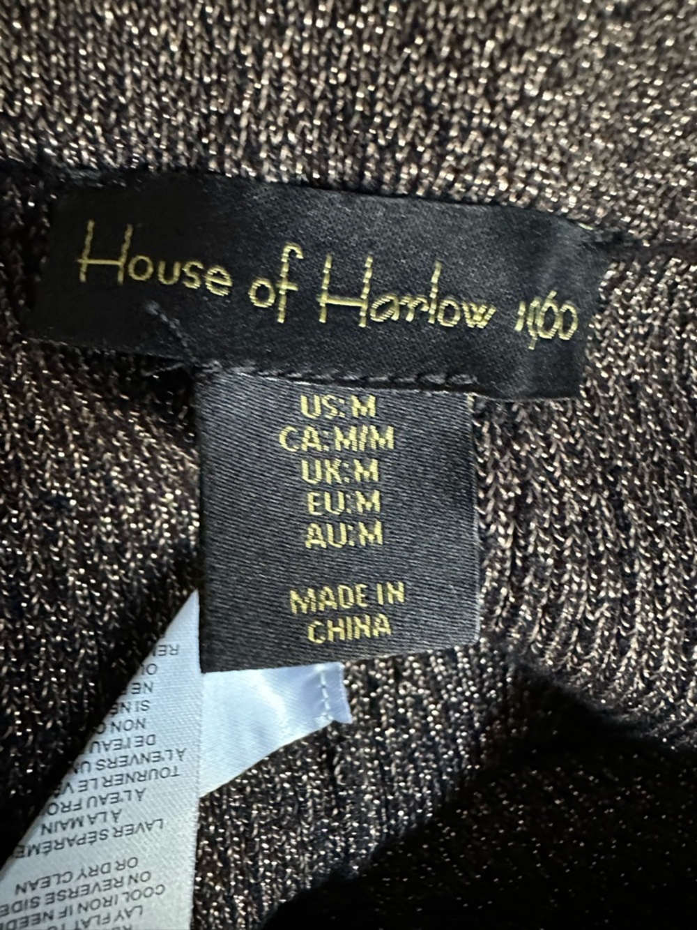 House Of Harlow 1960 Ribbed Mock Neck Sleeveless Top And Flared Leg Pants - Picture 12 of 14